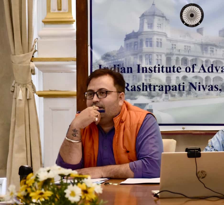 Sri. Priya Ranjan Tiwari
